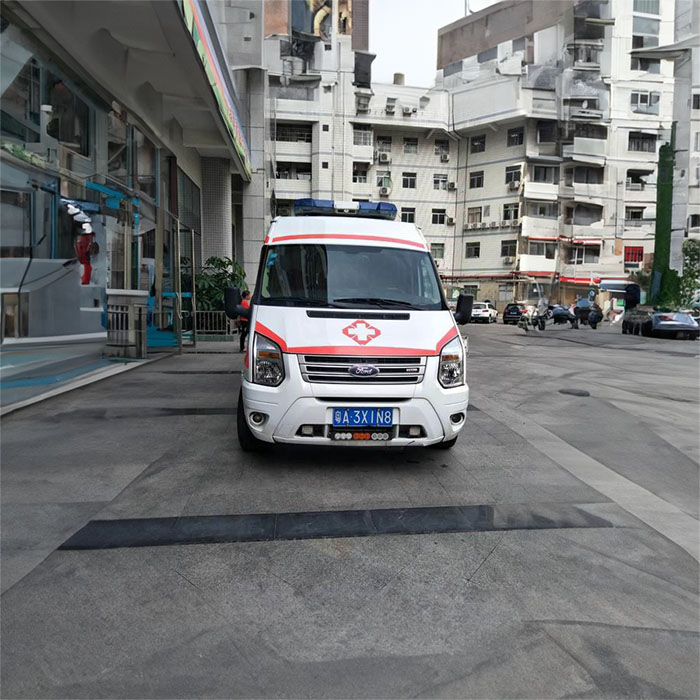 巴中病重转院救护车出租案例