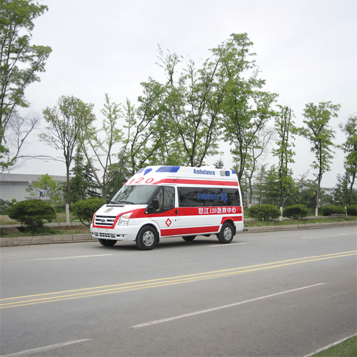 巴中成都市内救护车转院